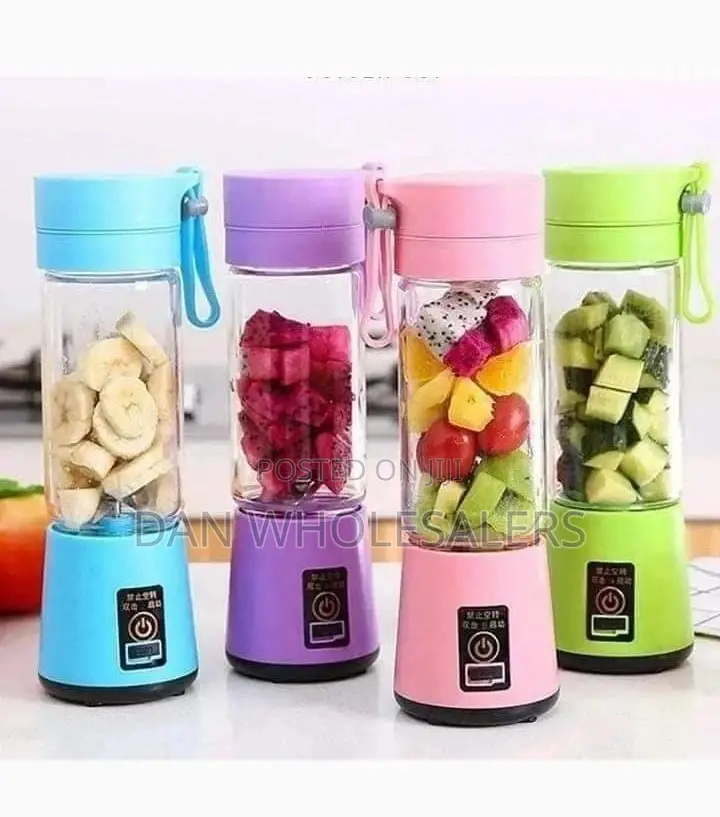 Portable and Rechargeable Blender+Cup Brush