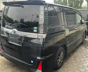 Toyota Voxy 2016 Matt Black