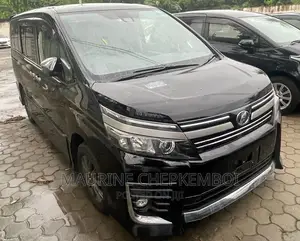 Toyota Voxy 2016 Matt Black