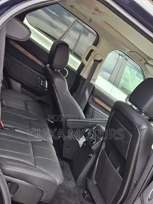 Land Rover Discovery SE 4x4 2018 Silver