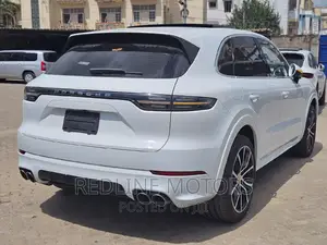 Porsche Cayenne 2019 White
