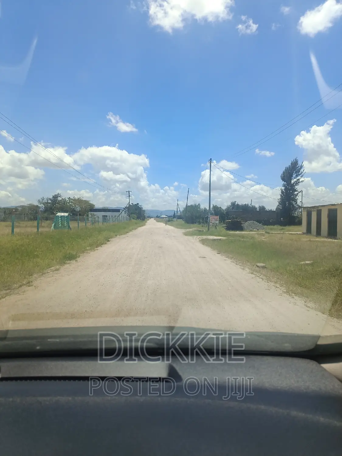 Prime Plot For Sale 50*100 Kantafu. Ready Title Direct Owner