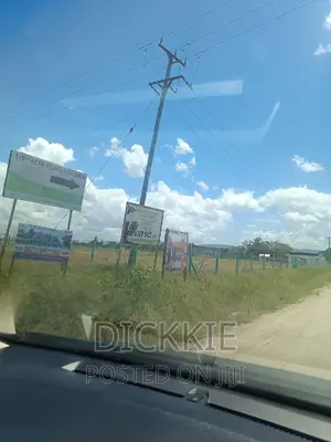 Prime Plot For Sale 50*100 Kantafu. Ready Title Direct Owner