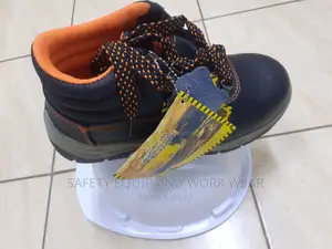 Rock Lander Safety Boots Oil Resistant