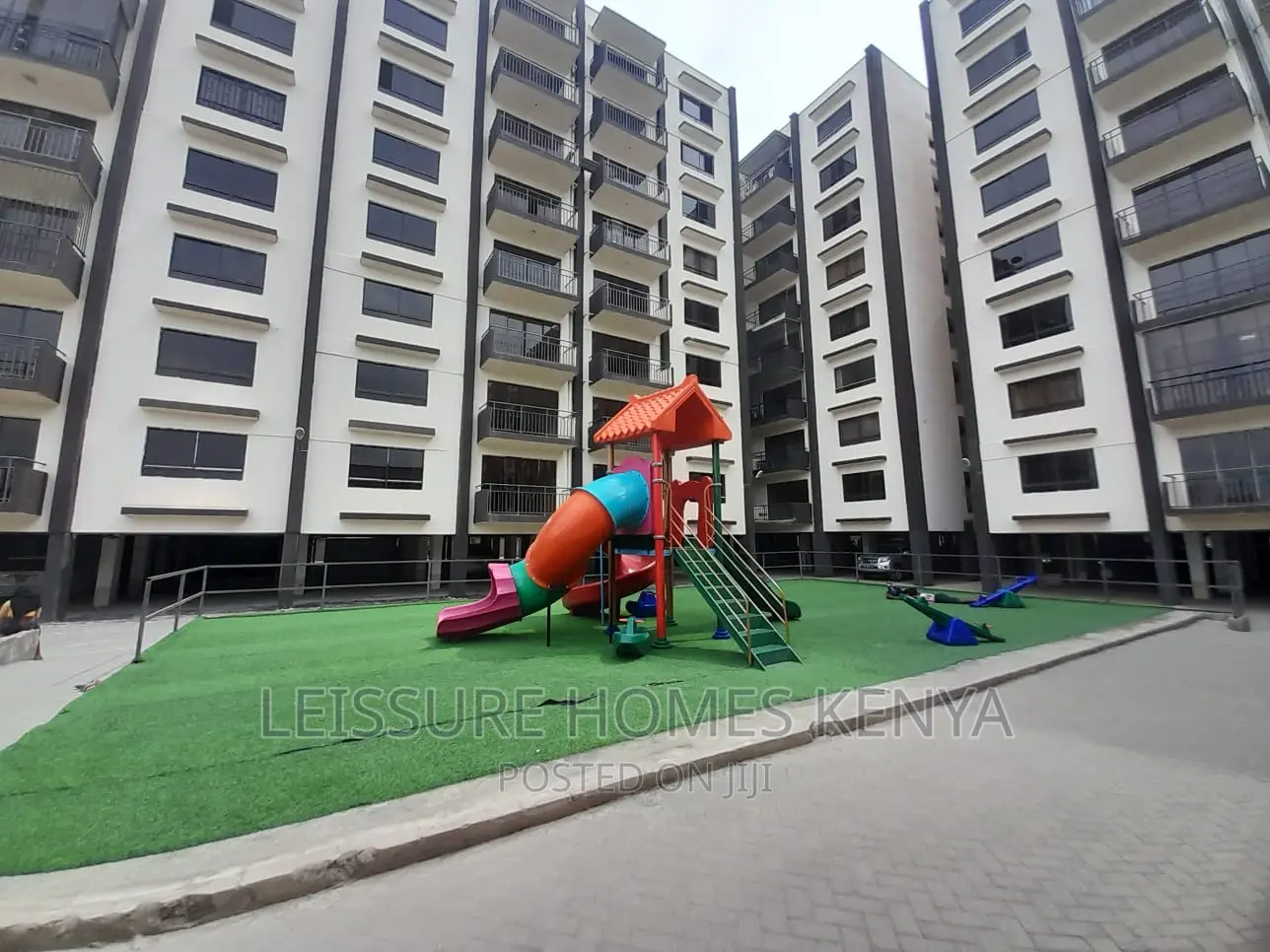 3bdrm Apartment in Gateway Mall Area for sale