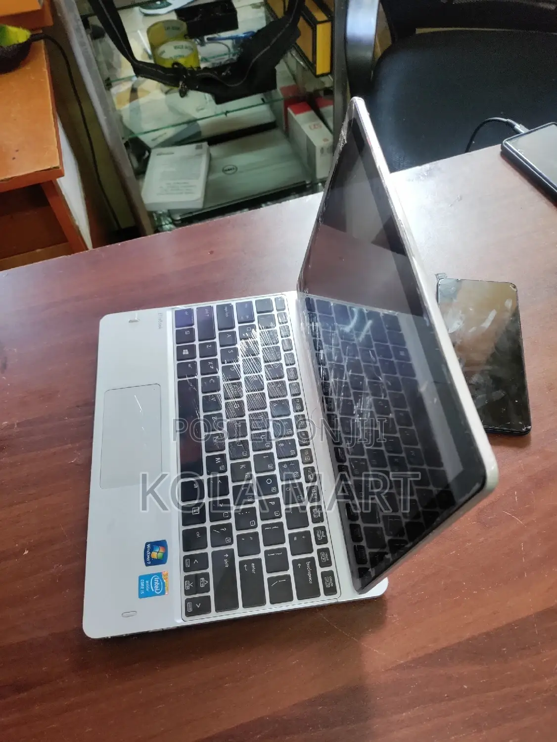 New HP EliteBook Revolve 810 G3 Tablet 8GB Intel Core I5 SSD 256GB