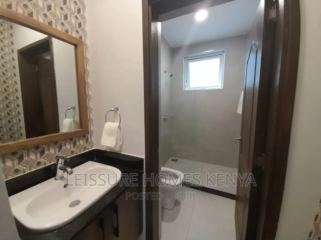 3bdrm Apartment in Gateway Mall Area for sale