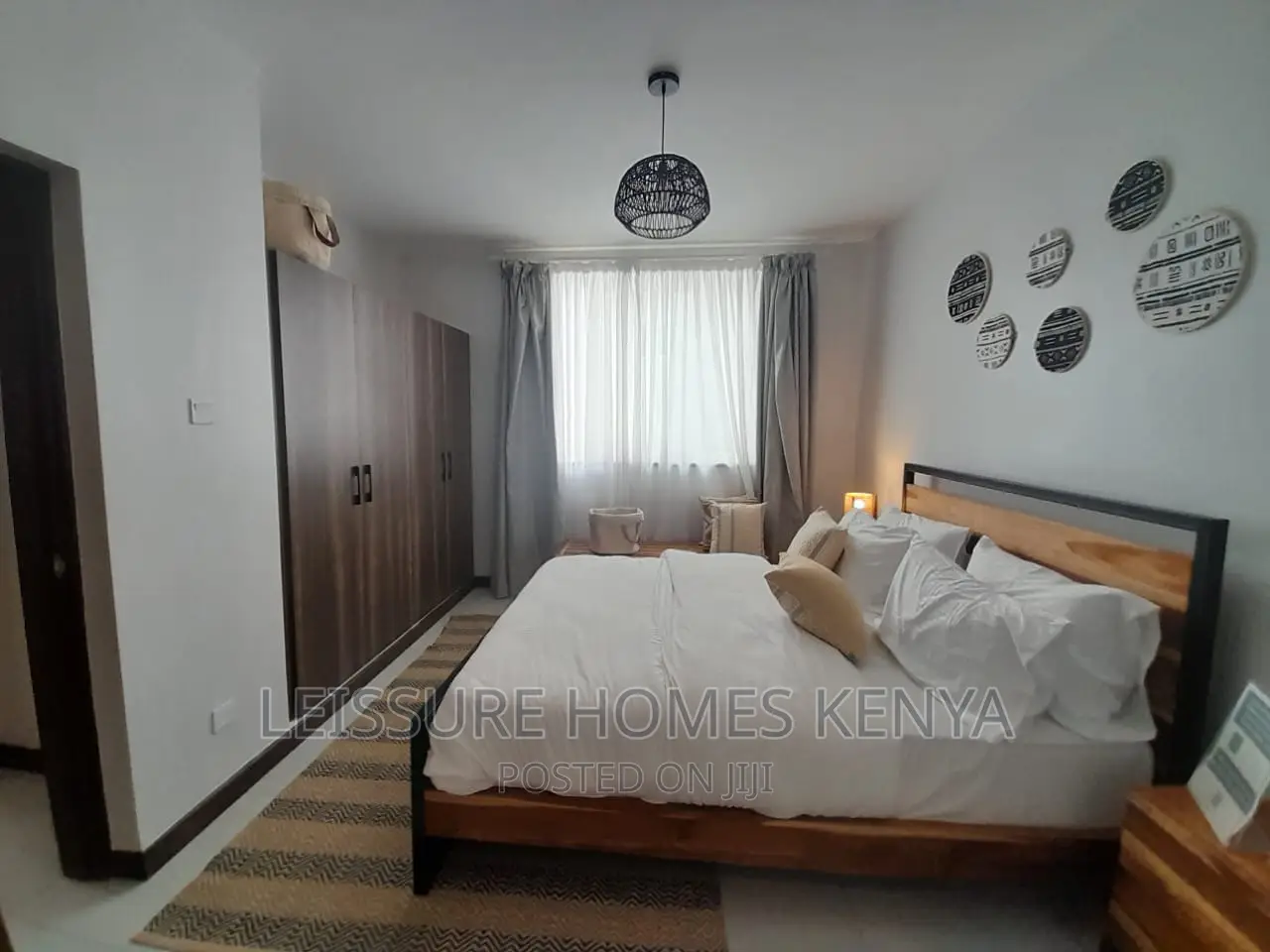 2bdrm Apartment in Gateway Mall Area for sale