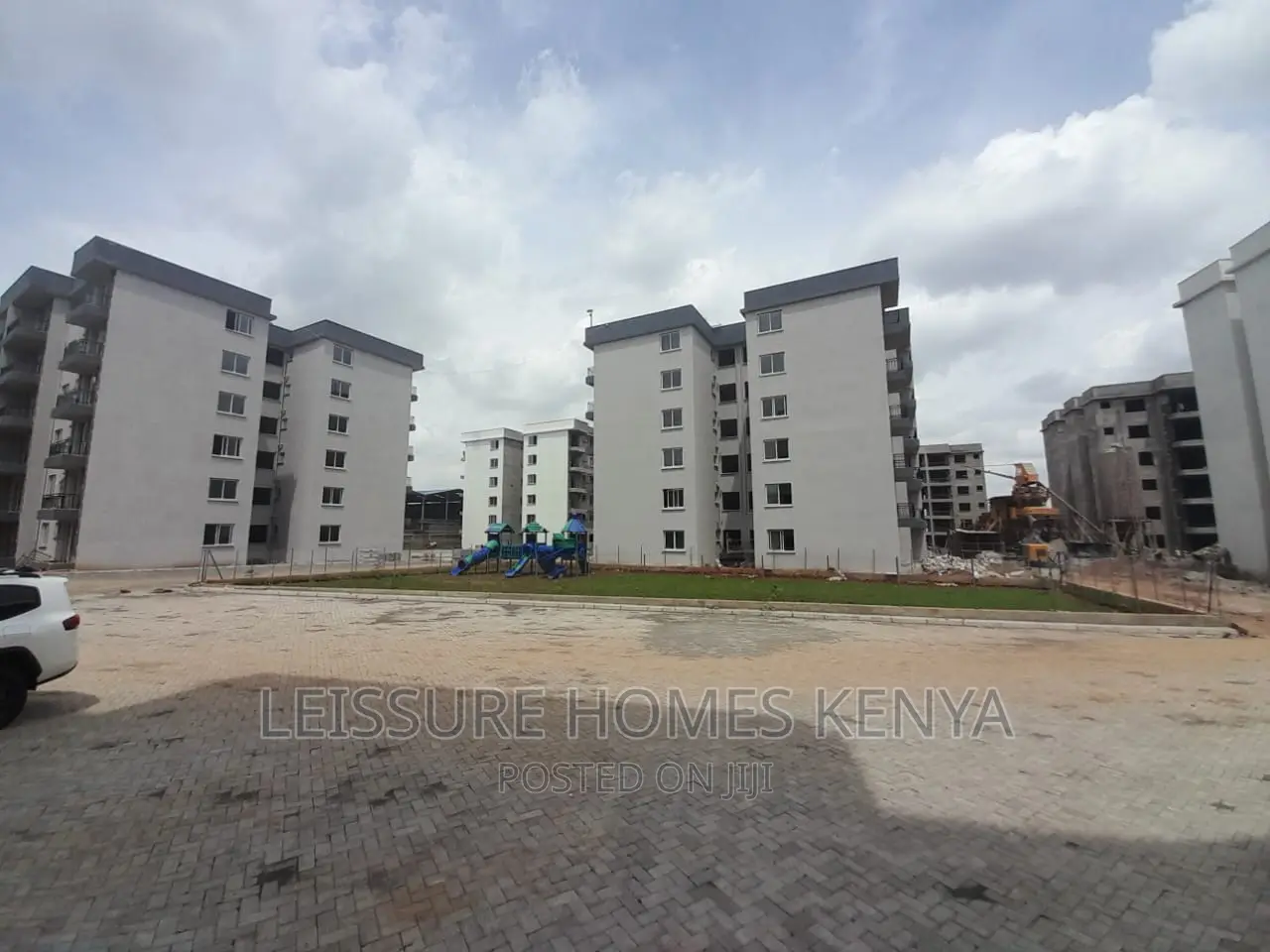 2bdrm Apartment in Gateway Mall Area for sale