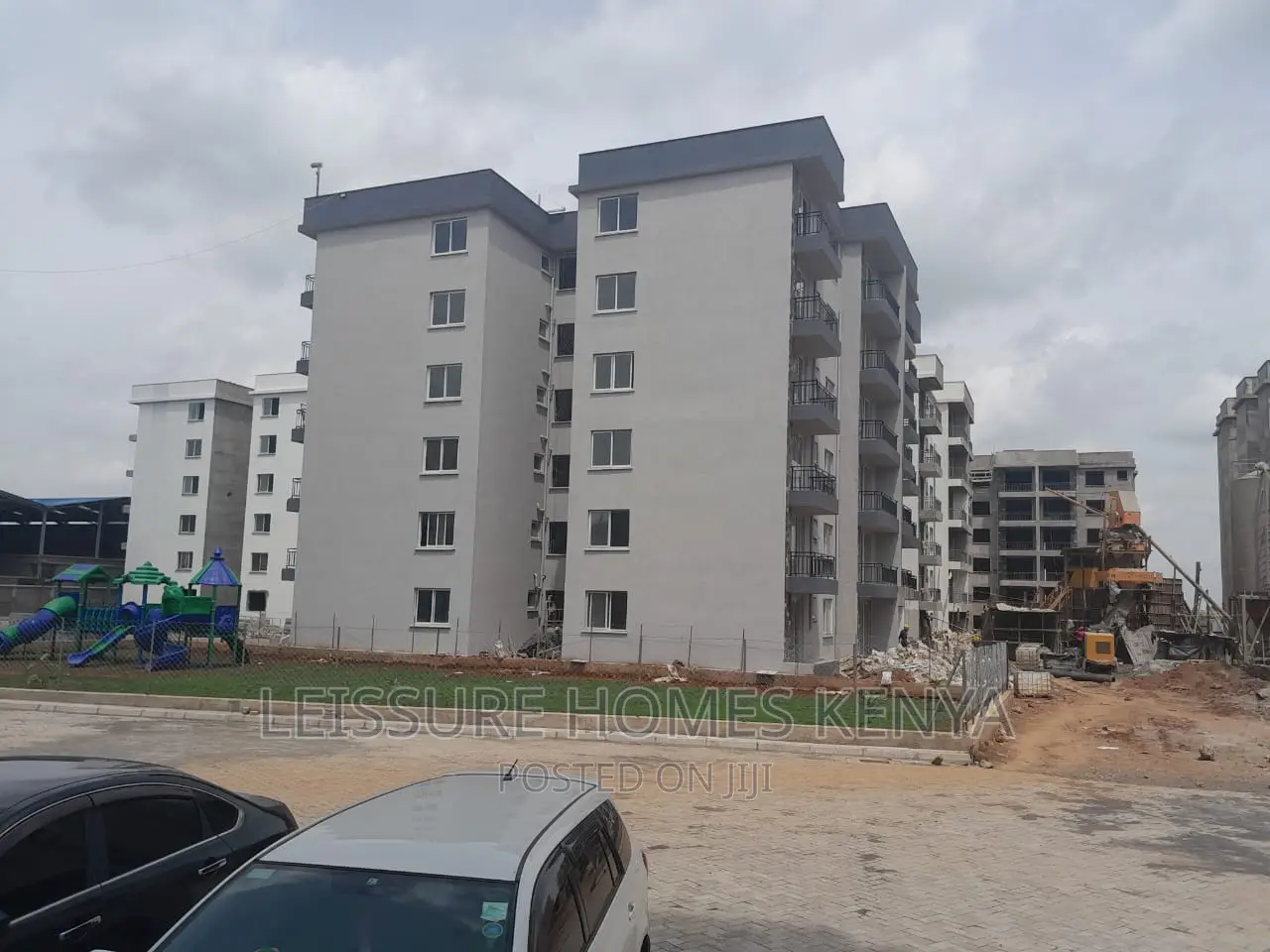 1bdrm Apartment in Gateway Mall Area for sale