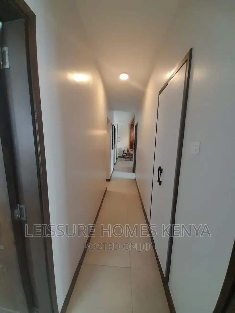 1bdrm Apartment in Gateway Mall Area for sale