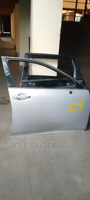 Crown 2012 Front Right Door Available
