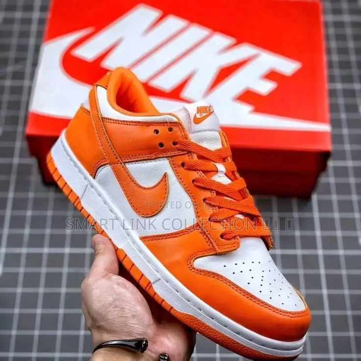 SB Dunk Orange