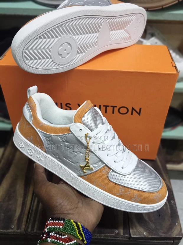 Louis Vuitton - thumbnail 2