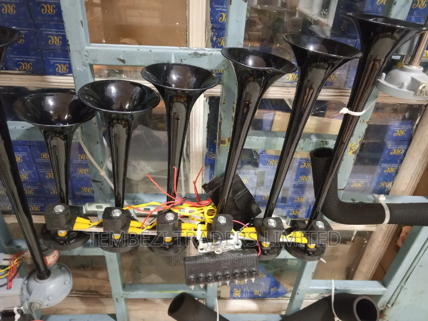 Air Horn 6 Pipes Melody Horn