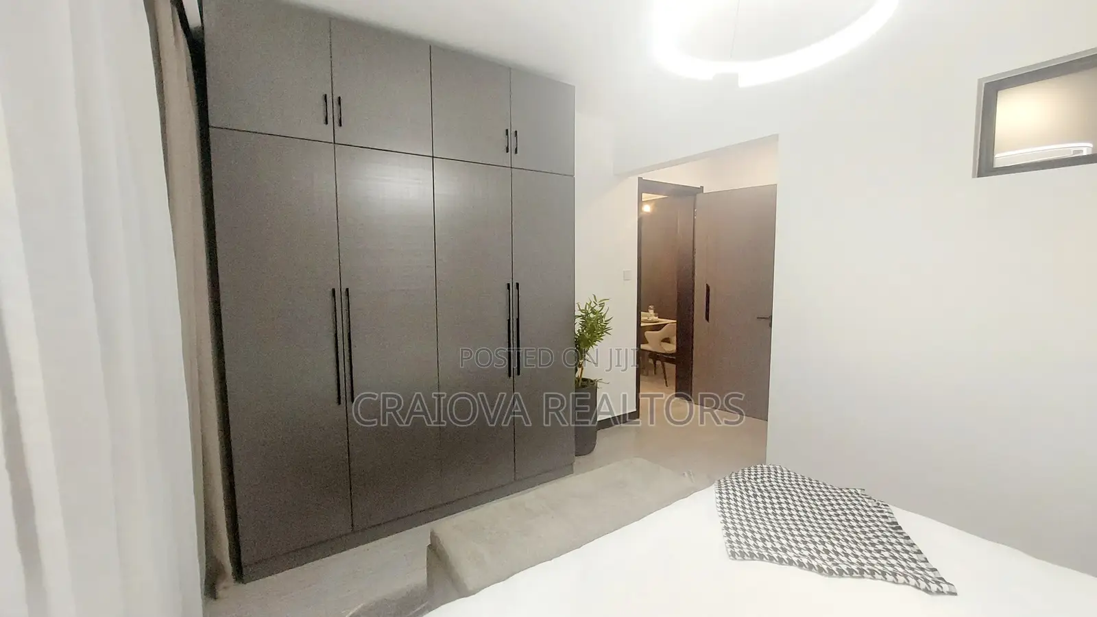2bdrm Apartment in Valley Arcade for sale