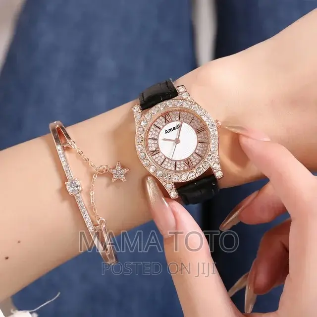 Valentine Watch Set at 1000