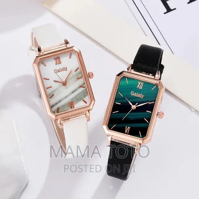 Valentine Watch Set at 1000