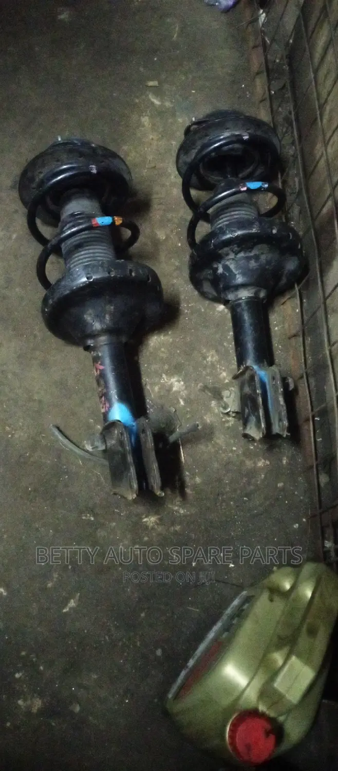 Subaru BP 9 Legacy Front Shocks