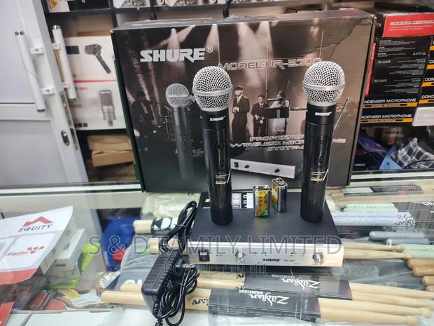 Shure UR-2300 Wireless Microphone - thumbnail 2