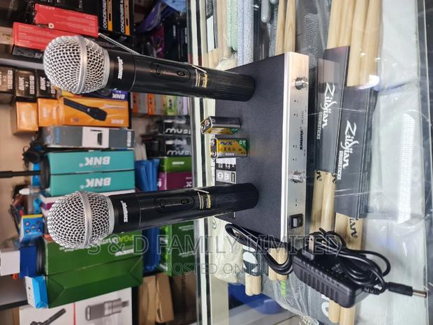 Shure UR-2300 Wireless Microphone - thumbnail 4