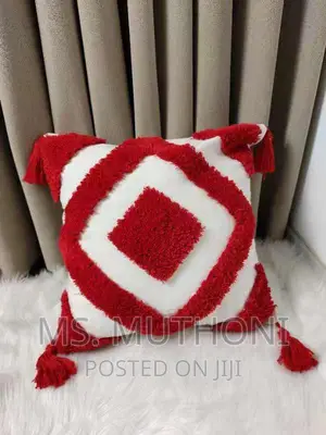 2 BOBO VINTAGE Pillow Cases