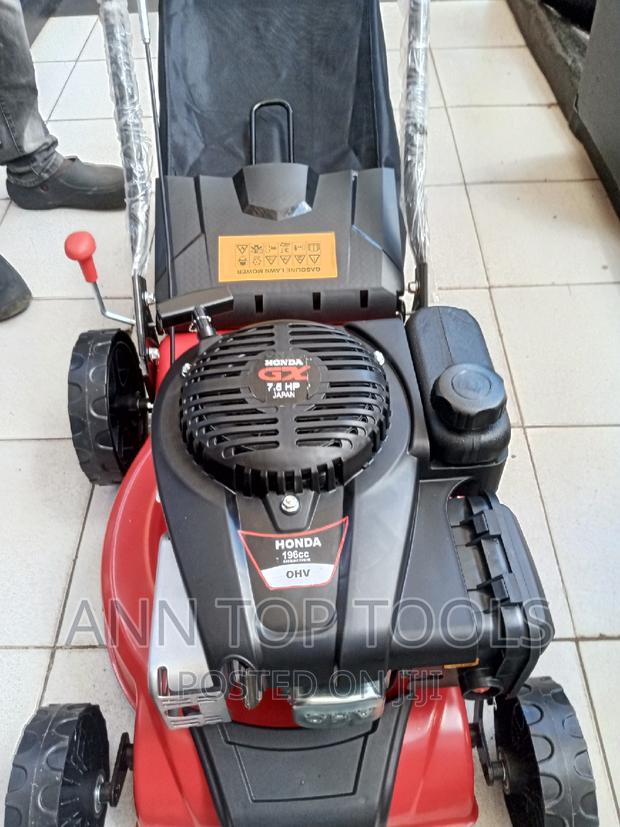 Honda 196cc Lawn Mower - thumbnail 3