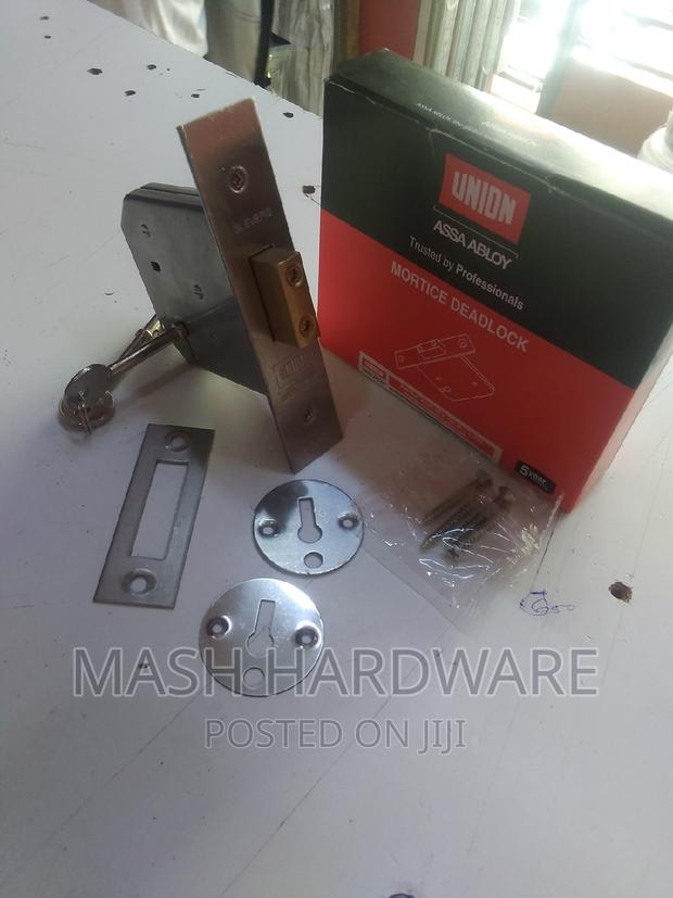 Union 3 Lever Deadlock - thumbnail 3