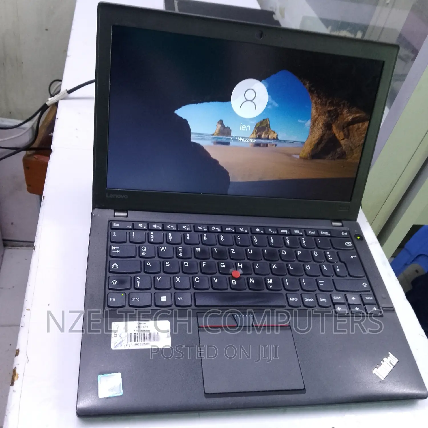 Laptop Lenovo ThinkPad X260 8GB Intel Core I5 SSD 256GB