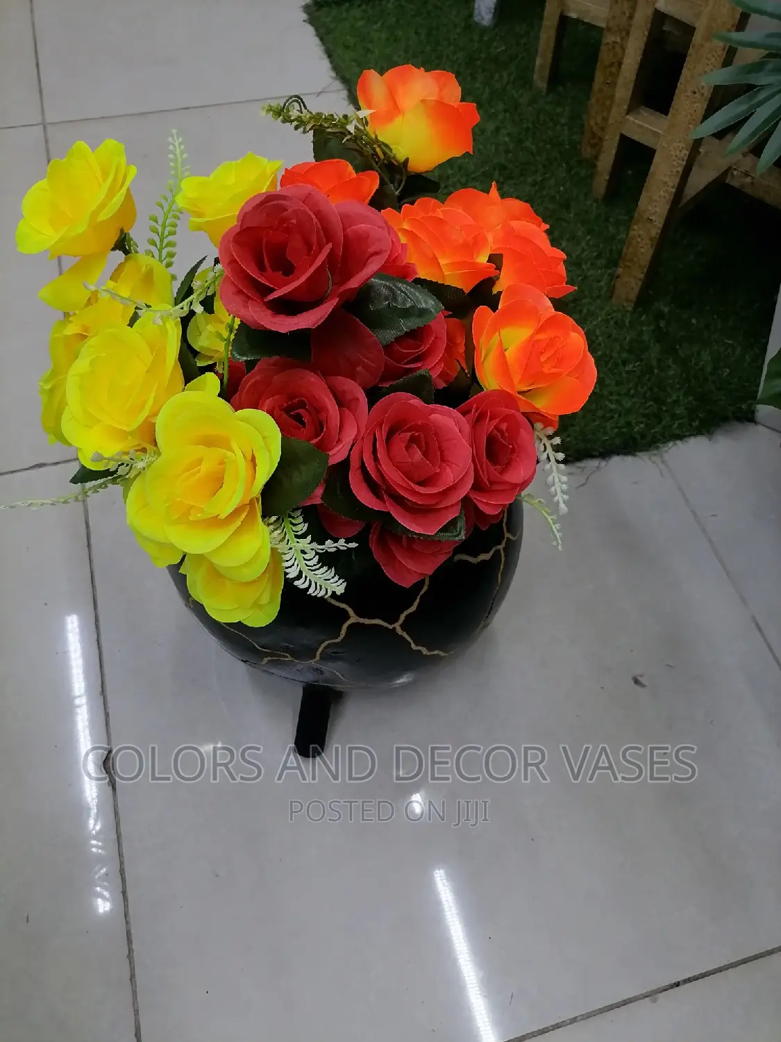 Table Top Centre Piece KSH 2000 Flowers and Calabash