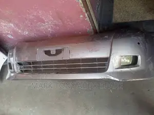 Isis Front Bumper 2005