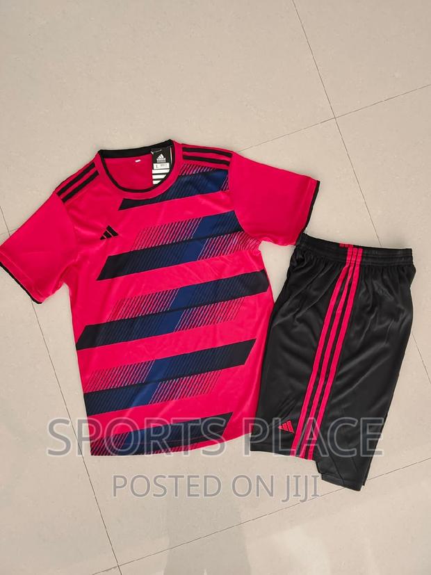 Elite Quality Plain Football Jerseys - thumbnail 3