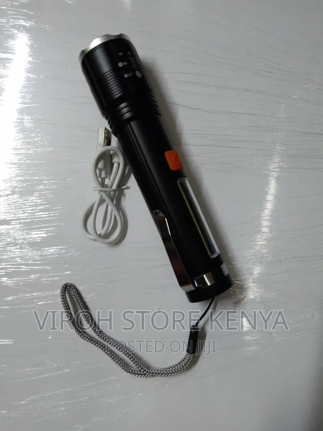 P50 Zooming Torch Bright LED Pocket Torch