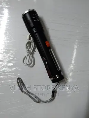 P50 Zooming Torch Bright LED Pocket Torch