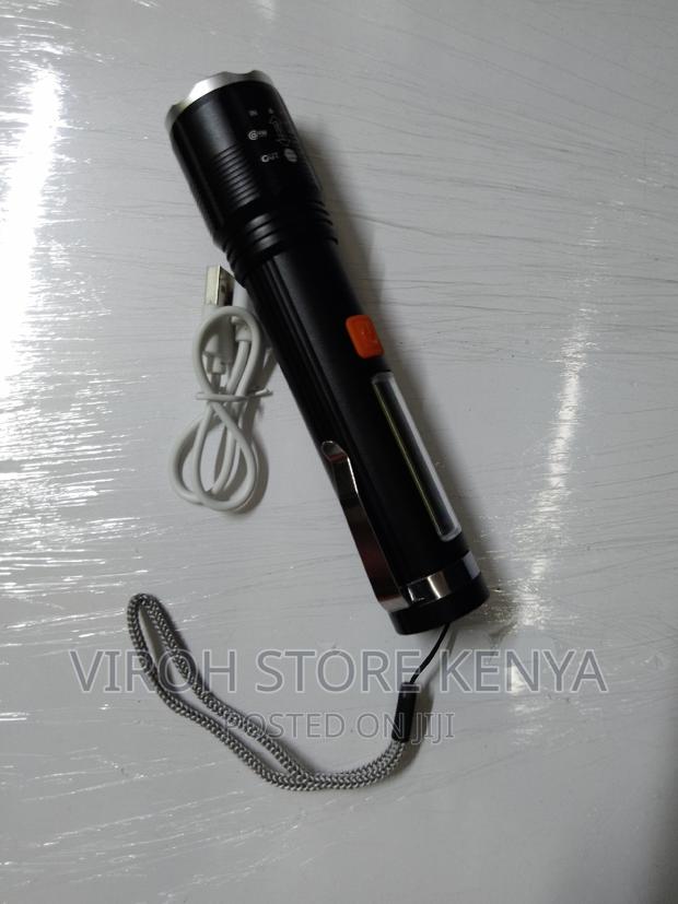 P50 Zooming Torch Bright LED Pocket Torch - main view