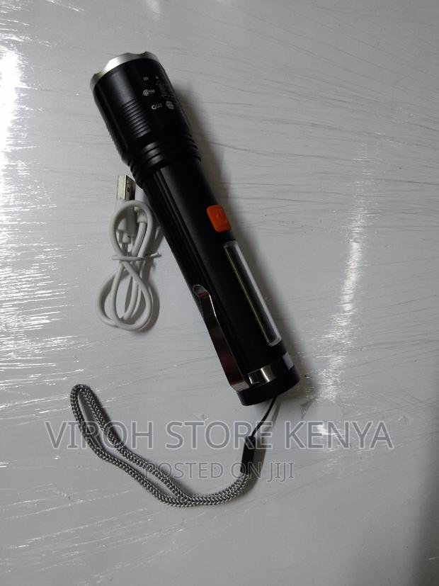 P50 Zooming Torch Bright LED Pocket Torch - thumbnail 2