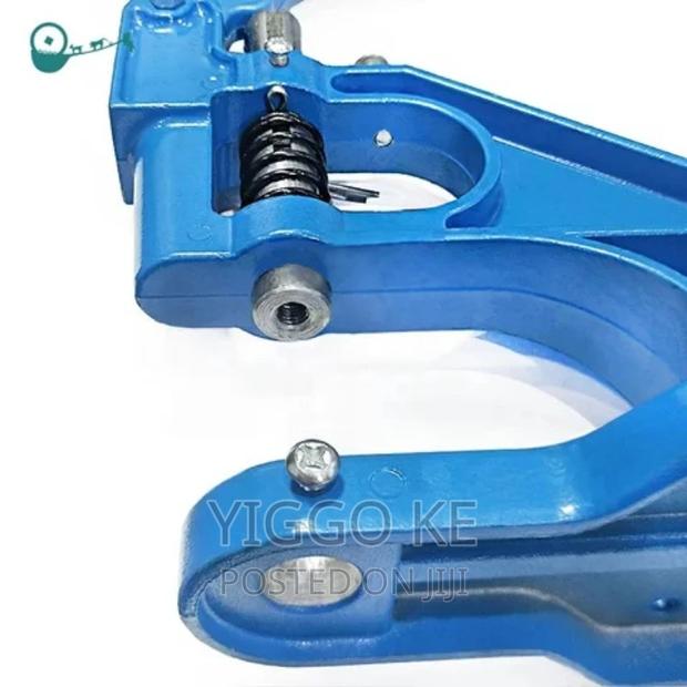 High Quality Manual Eyelet Machines - thumbnail 3