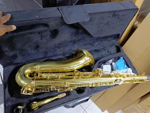 Suzuki's Tenor Saxaphone - main view