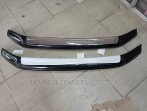 Hilux Vigo Bonnet Mates/Bonnet Visor