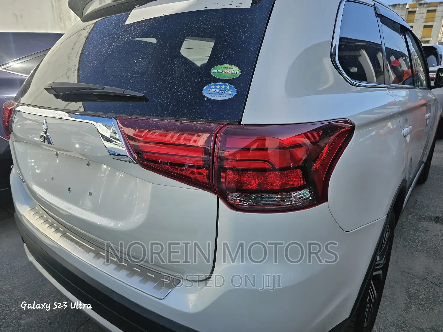 Mitsubishi Outlander 2017 Off white
