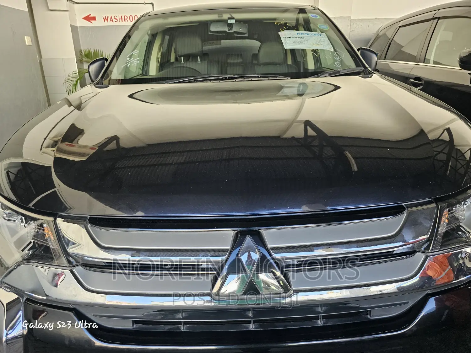 Mitsubishi Outlander 2017 Blue