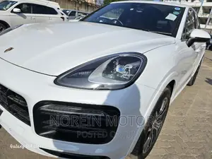 Porsche Cayenne 2020 White