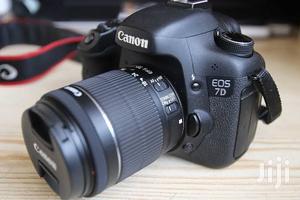 Canon 7D Professional Camera - thumbnail 2