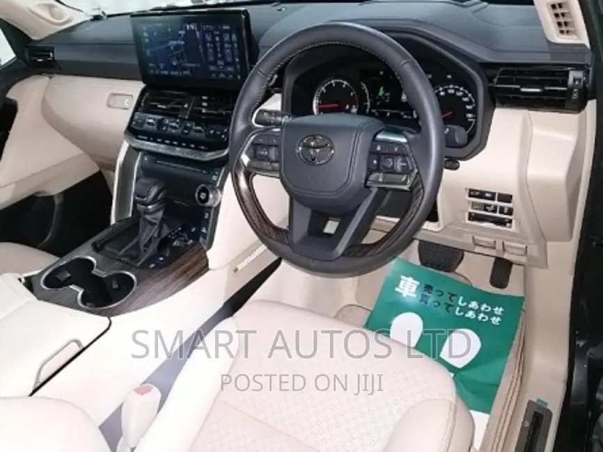 New Toyota Land Cruiser 2022 Gray