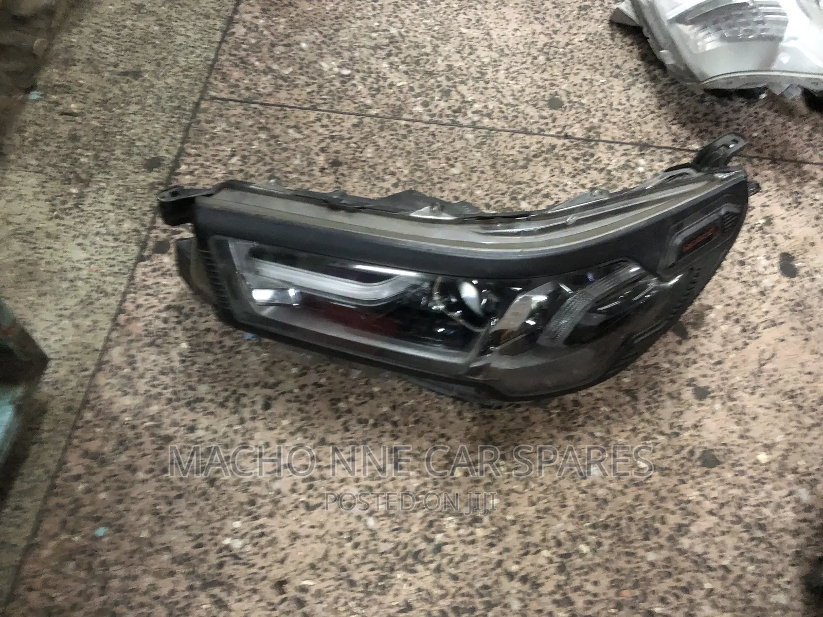 Toyota Hilux Revo 2020 Xenon Headlight