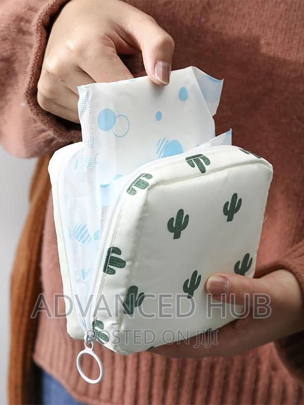 Ladies Pad Pouches - thumbnail 3