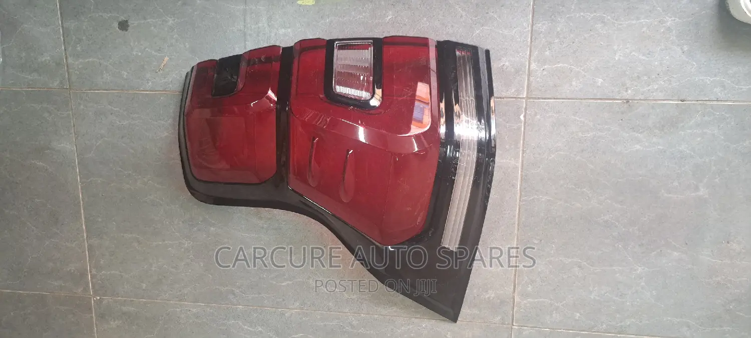 Prado 150 Tail Light Lens