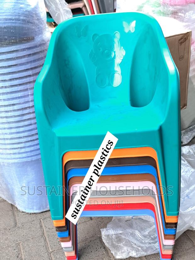 Assorted Plastic Kids Chairs - thumbnail 4