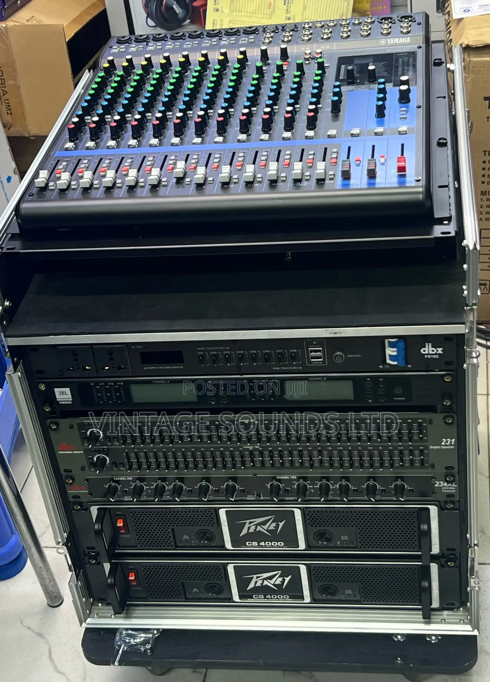 PEAVEY CS4000 With Complete Rack PA System