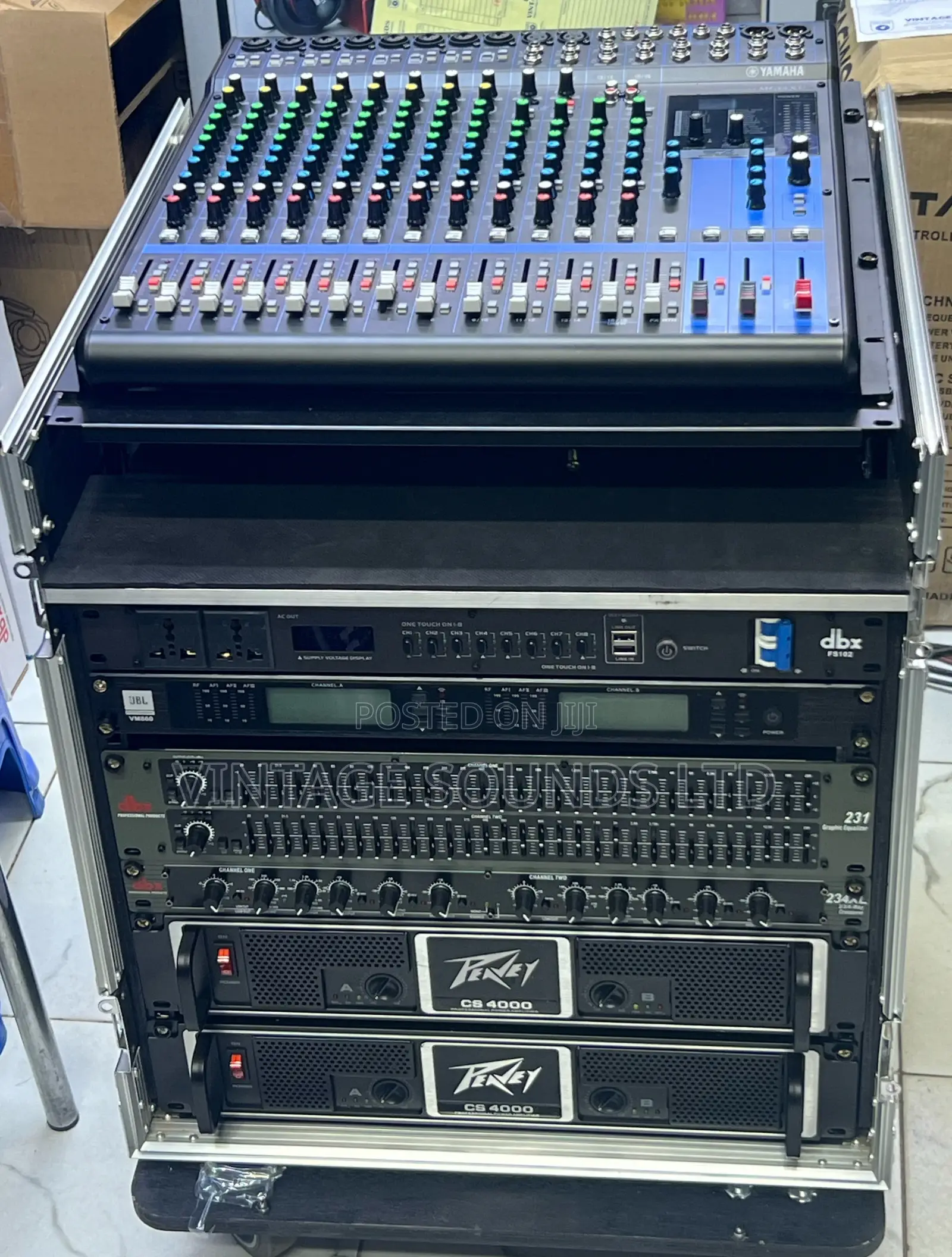 PEAVEY CS4000 With Complete Rack PA System